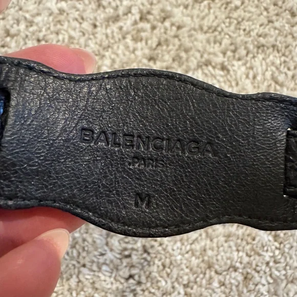 Vintage Balenciaga City Bracelet Black SZ M - Picture 7 of 8